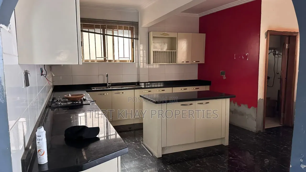 10bdrm Mansion in Ability, Boundary Road Area for rent
