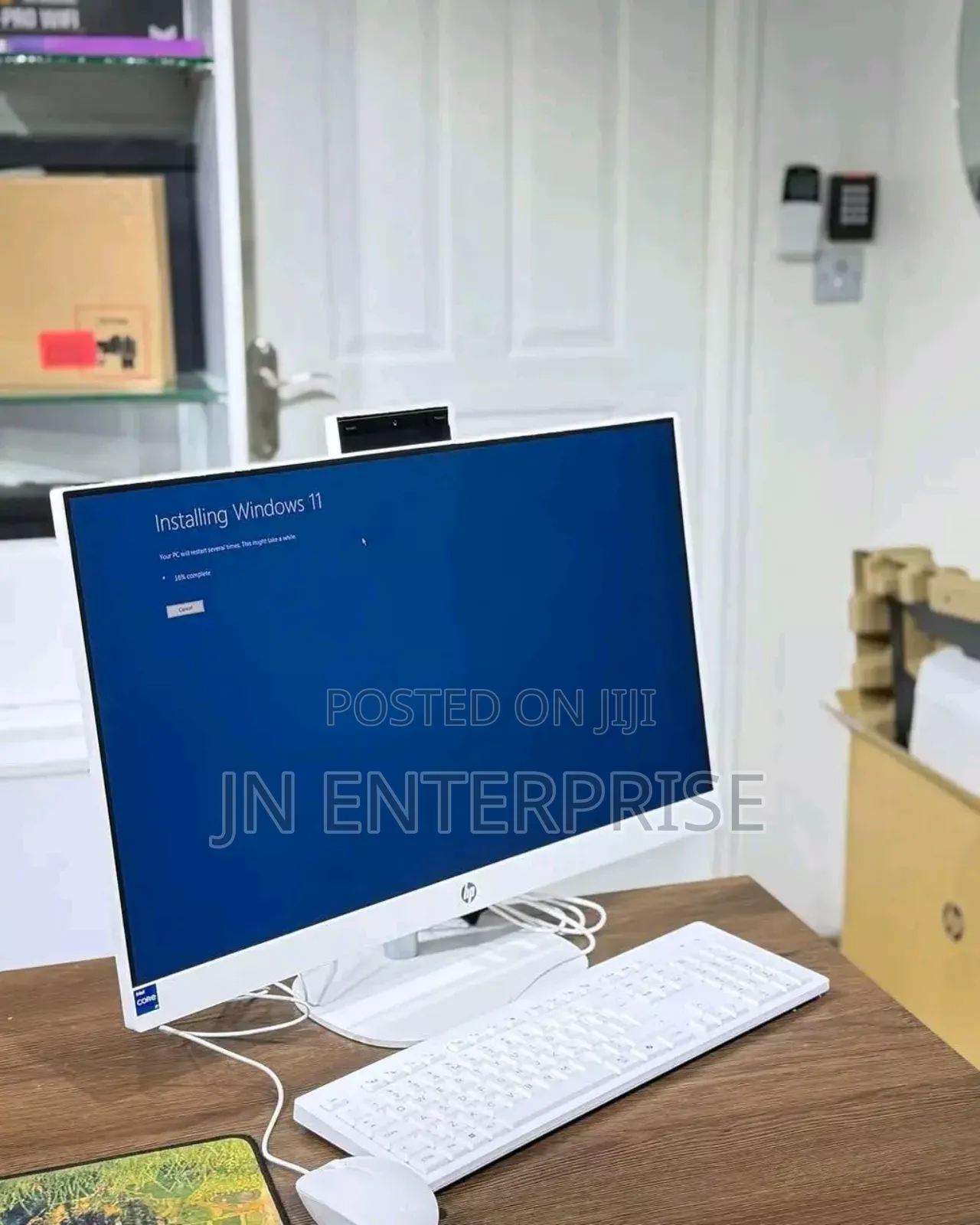 New Desktop Computer HP AiO 27 16GB Intel Core Ultra 7 SSD 1T