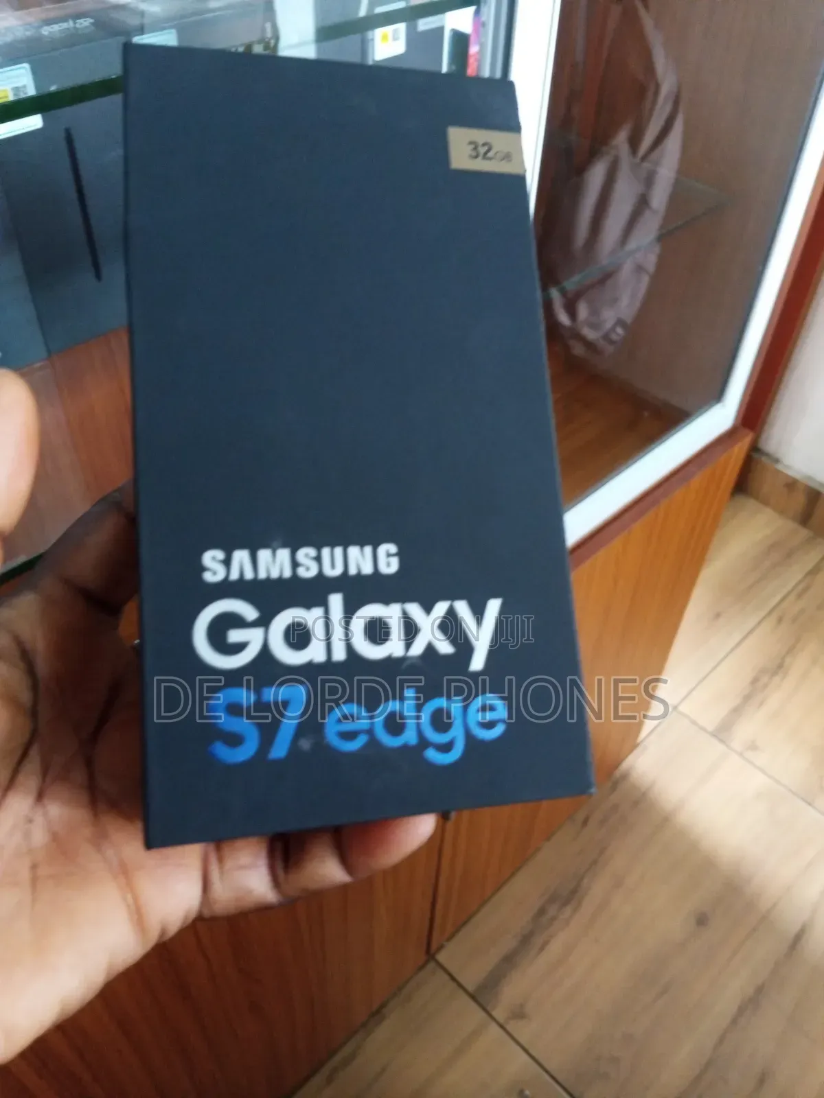 New Samsung Galaxy S7 edge 32 GB Blue