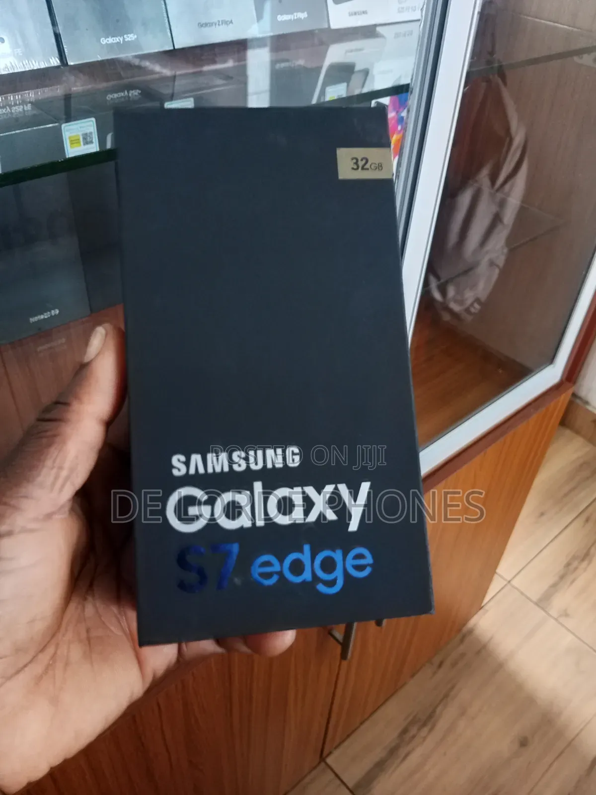 New Samsung Galaxy S7 edge 32 GB Blue