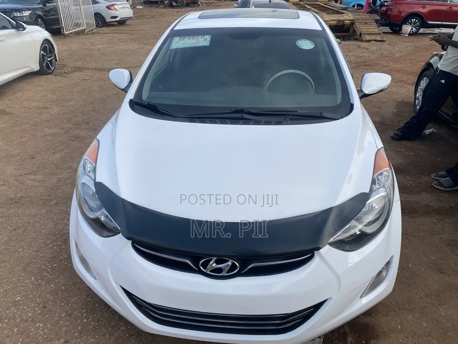 Hyundai Elantra 2012 White