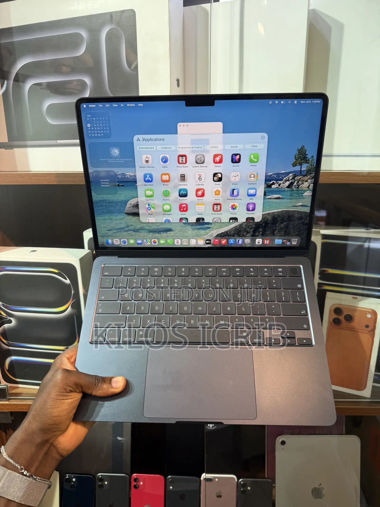 Laptop Apple MacBook Air 2022 M2 8GB Apple M2 SSD 256GB