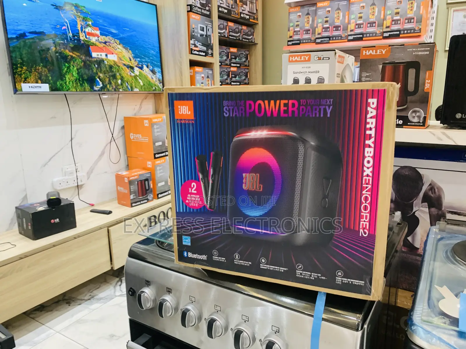 Enjoy Yourself JBL PartyBox Encore Essential 2 Portable With Mic