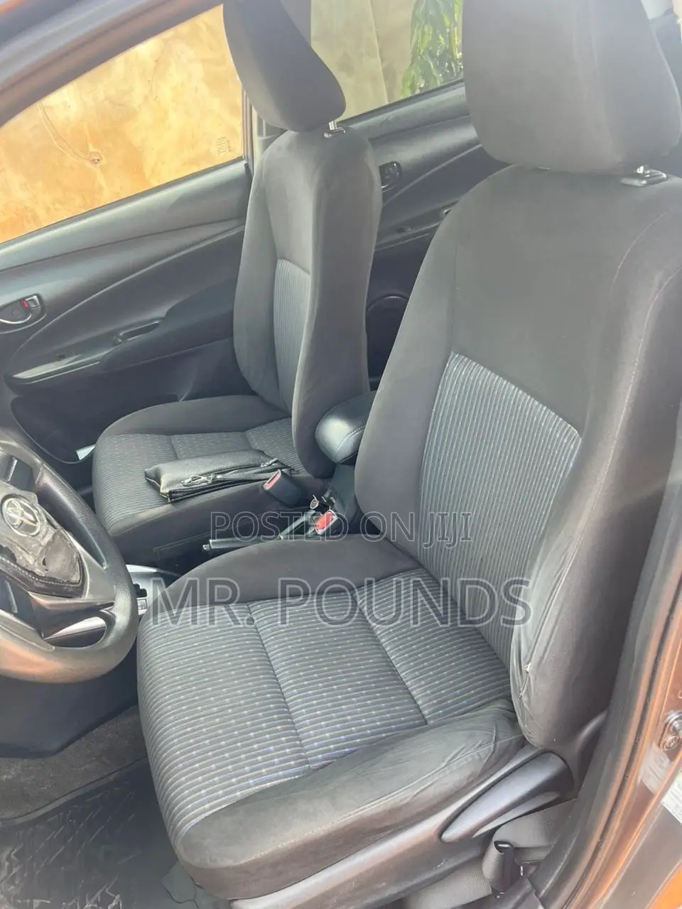 Toyota Yaris 2019 Gray