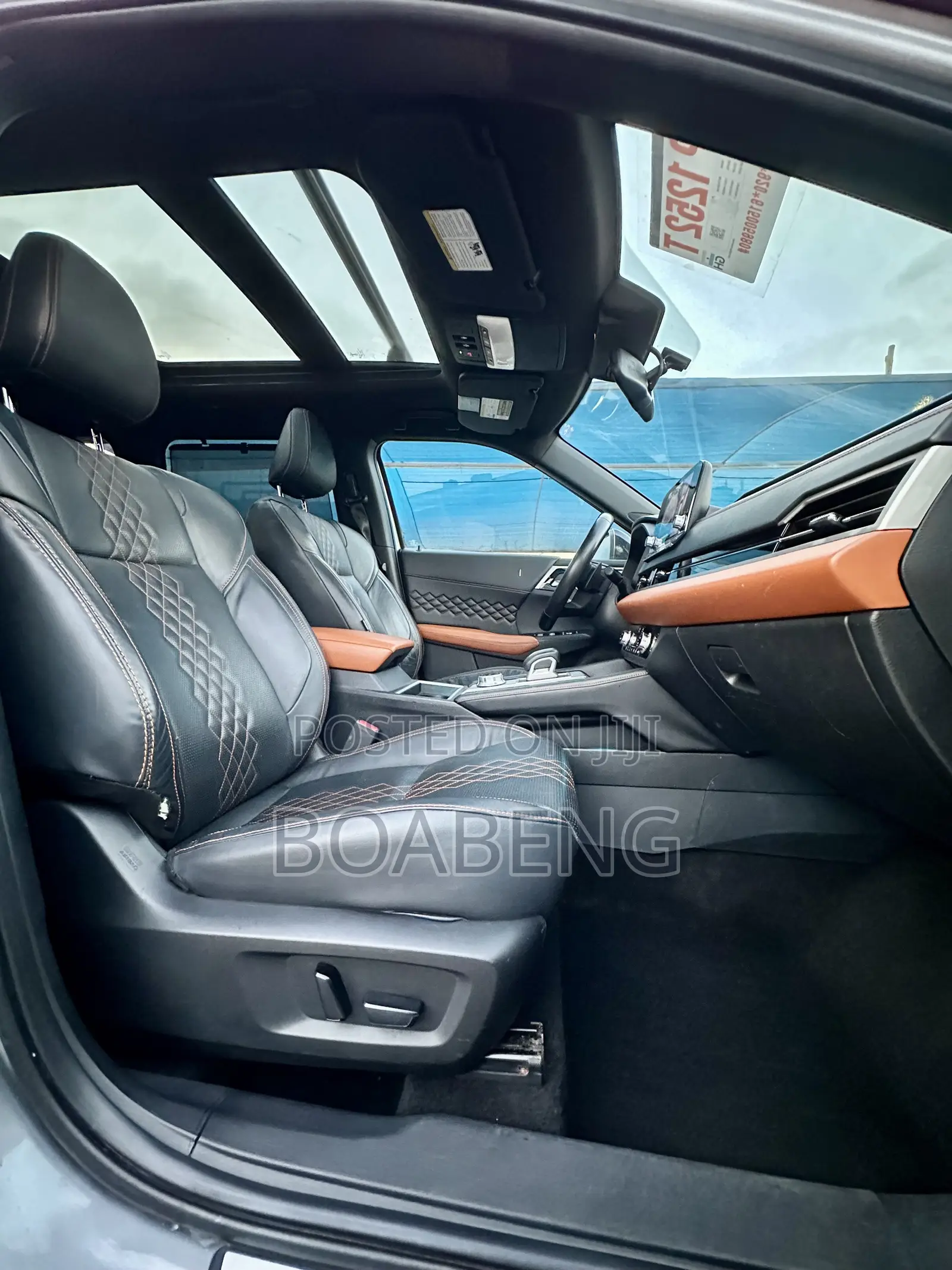 Mitsubishi Outlander 2022 Gray