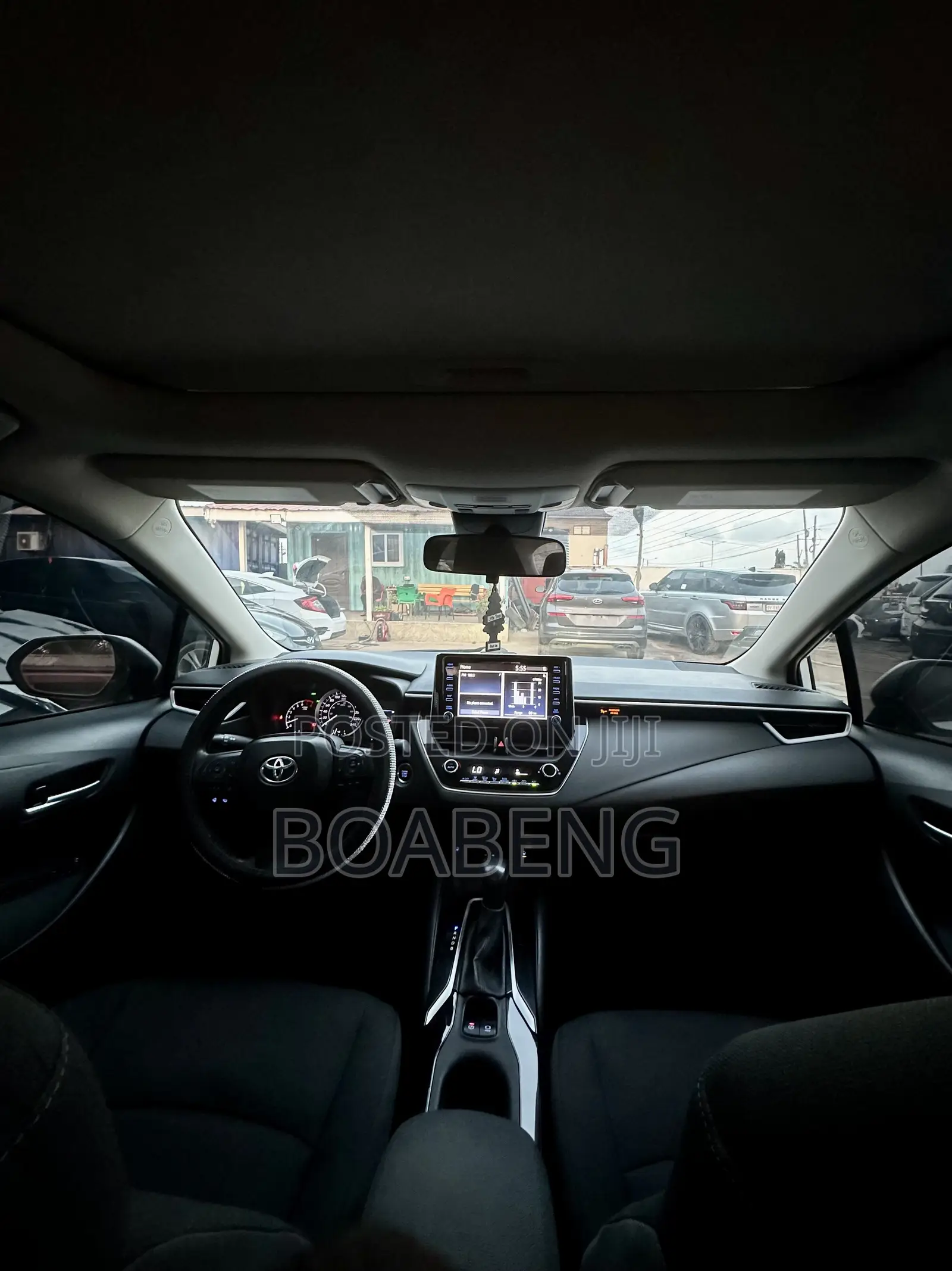 Toyota Corolla LE 2022 White