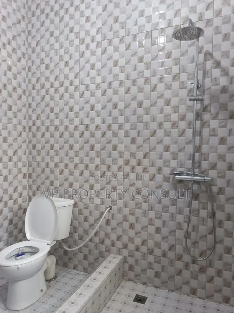 2bdrm Apartment in Papao for rent