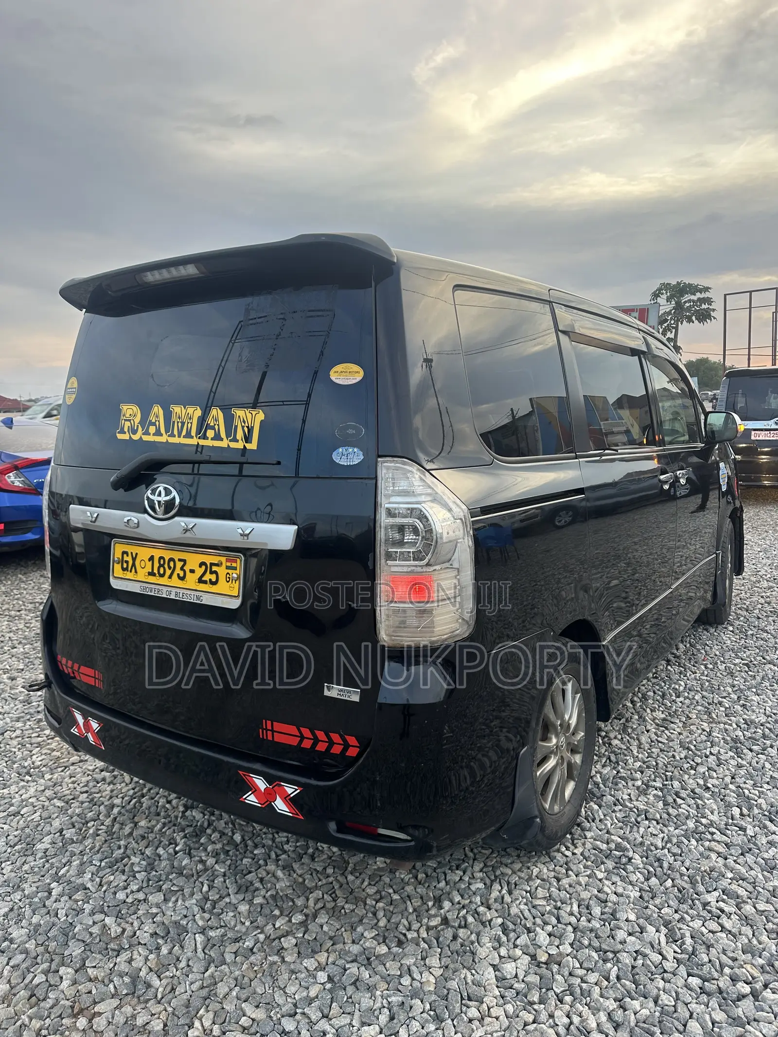Toyota Voxy 2010 Black
