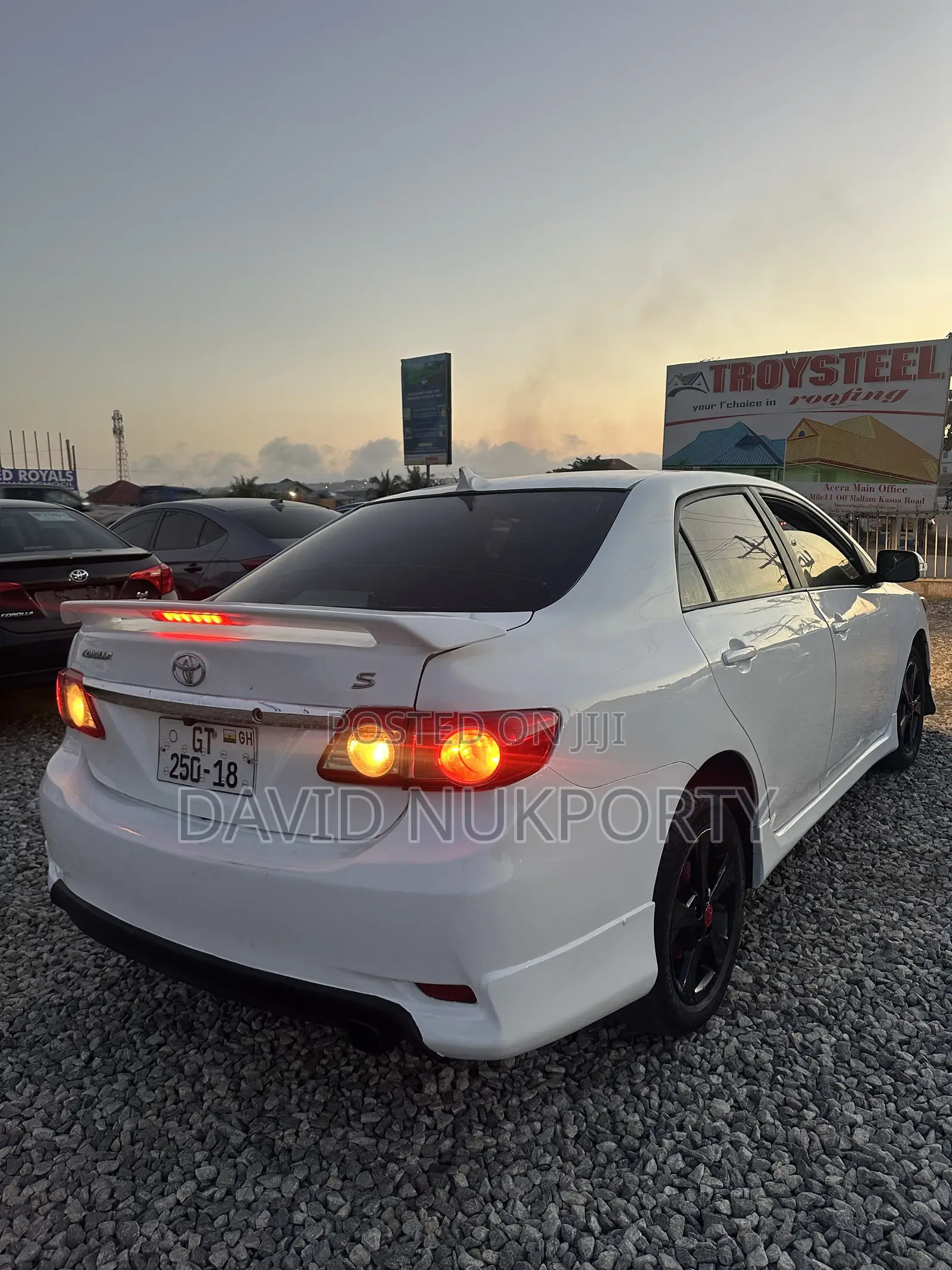 Toyota Corolla 2013 White
