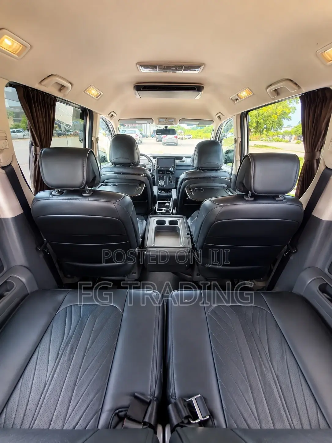 8 Seater Voxy _ Car Rental