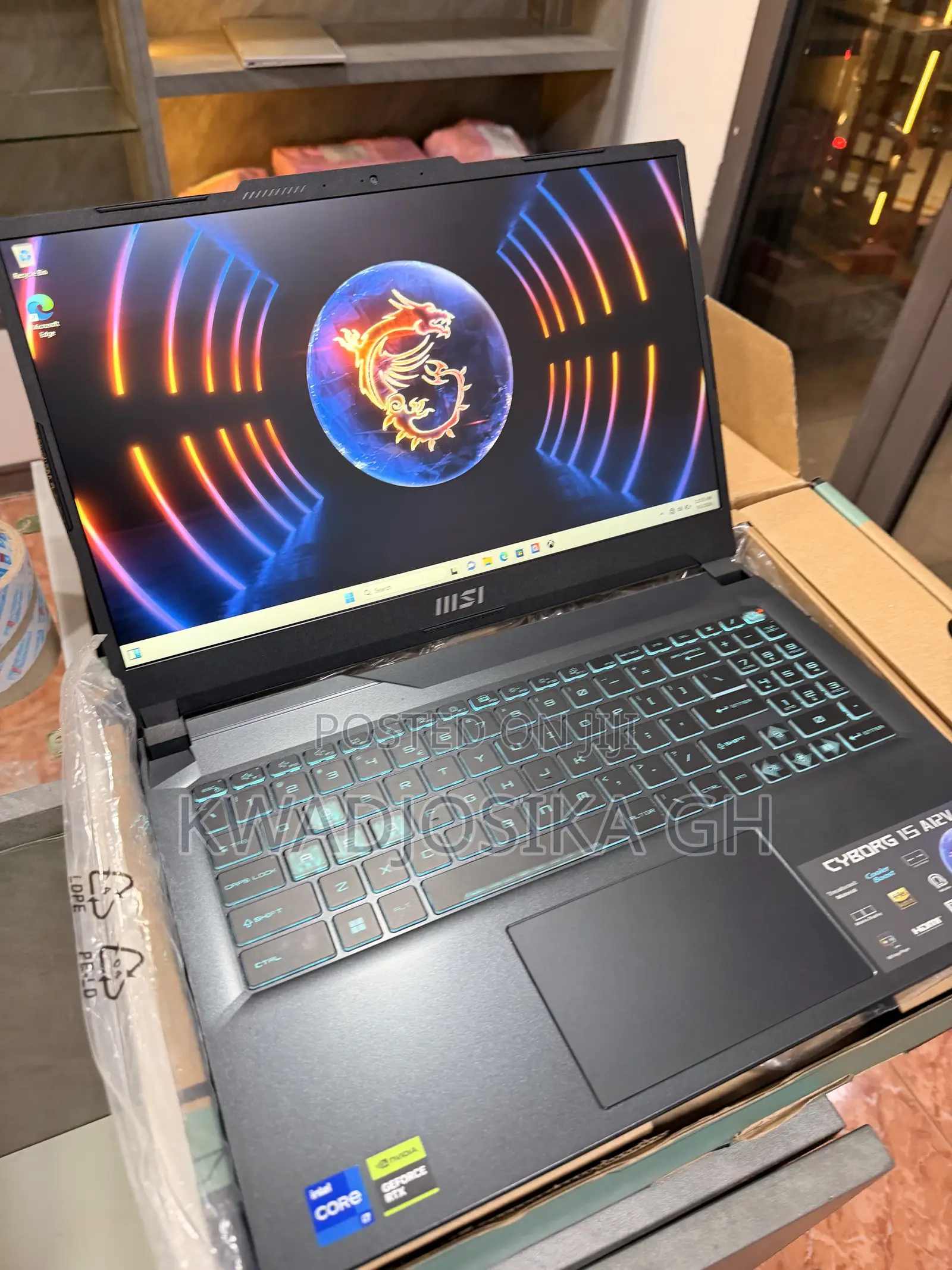 New Laptop MSI Cyborg 15 16GB Intel Core i7 SSD 512GB