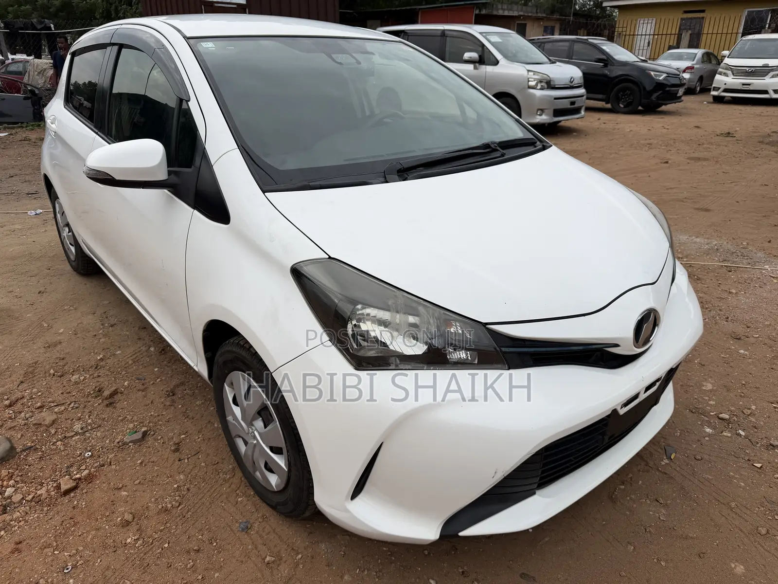 Toyota Vitz 1.3 FWD 5dr 2016 White