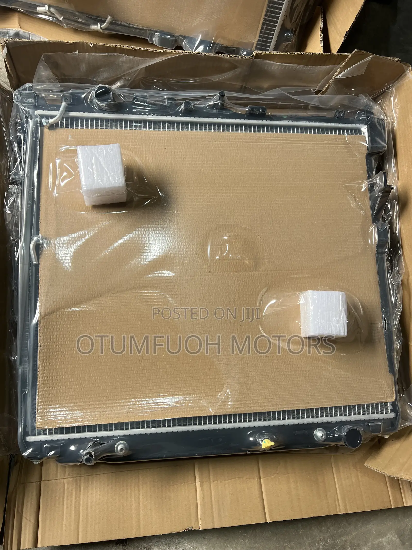 Toyota Tundra 2023 2024 2025 Radiator (Water Tank)