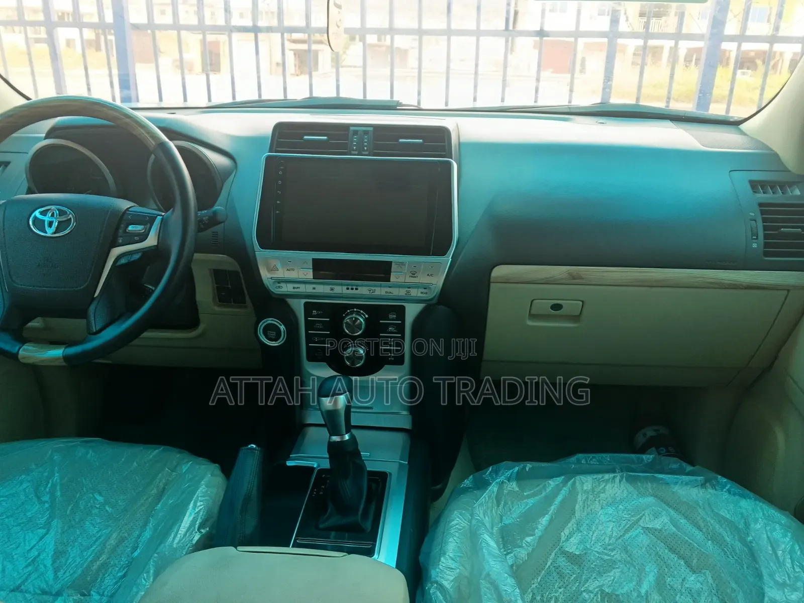 Toyota Land Cruiser Prado 2015 White