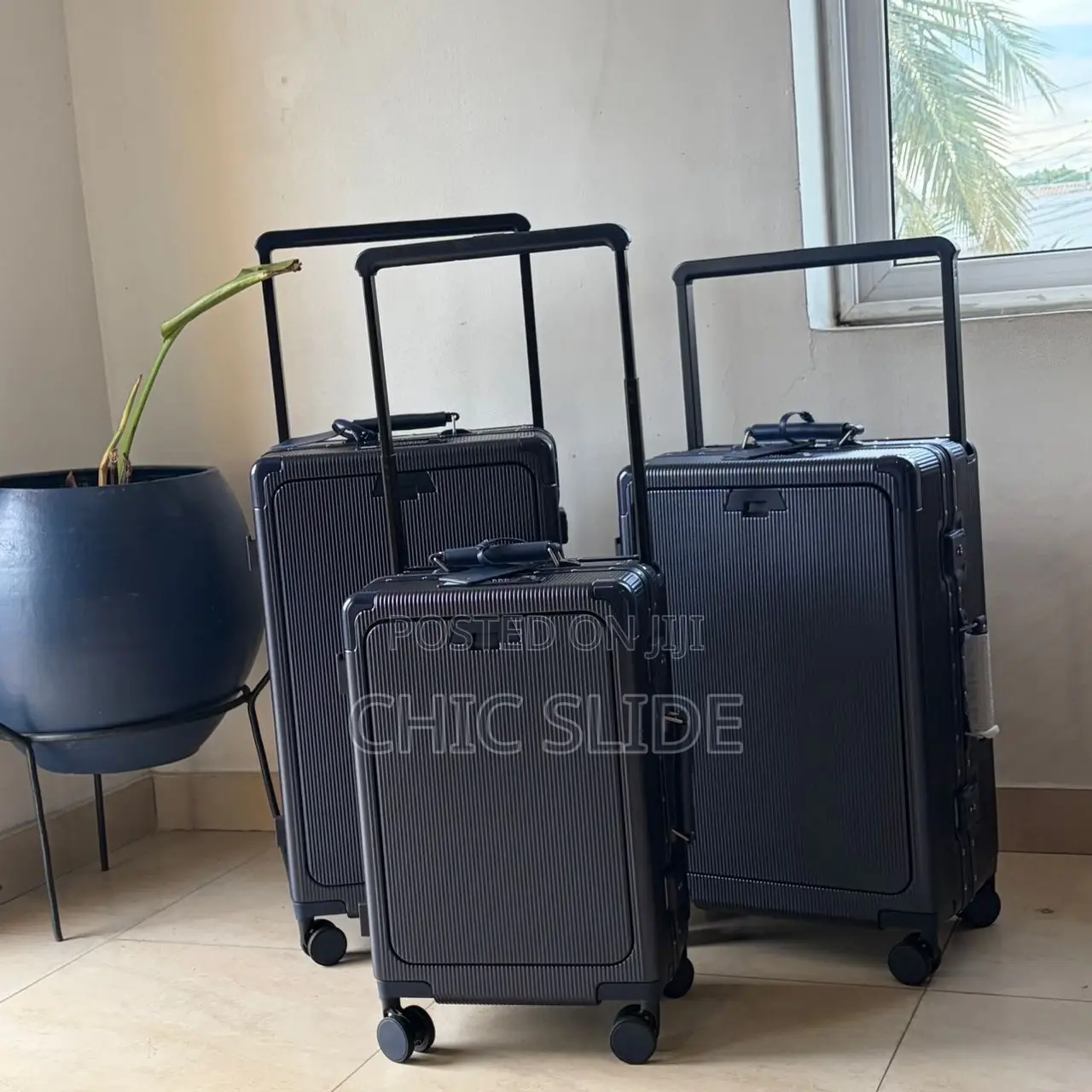 3 Sets Traveling Suitcases