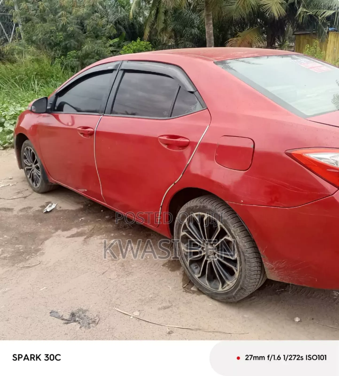 Toyota Corolla 2016 Red
