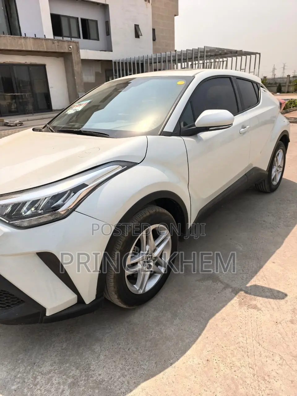 Toyota C-HR Limited 2022 White