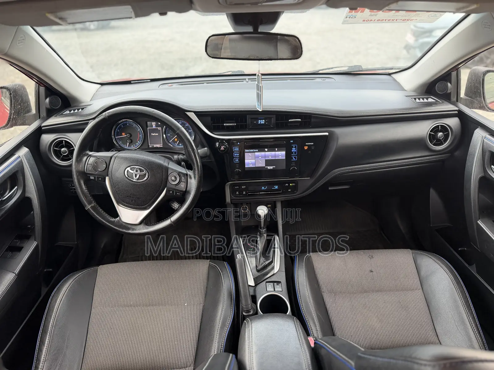 Toyota Corolla SE 4dr Sedan (1.8L 4cyl CVT) 2017 Red