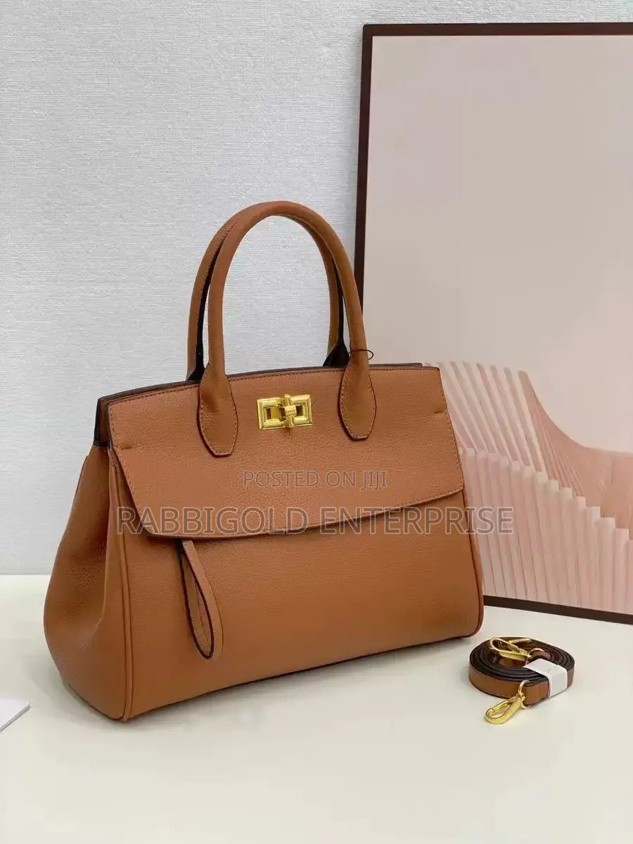 Premium Hermes Handbag – Perfect for Work Outings