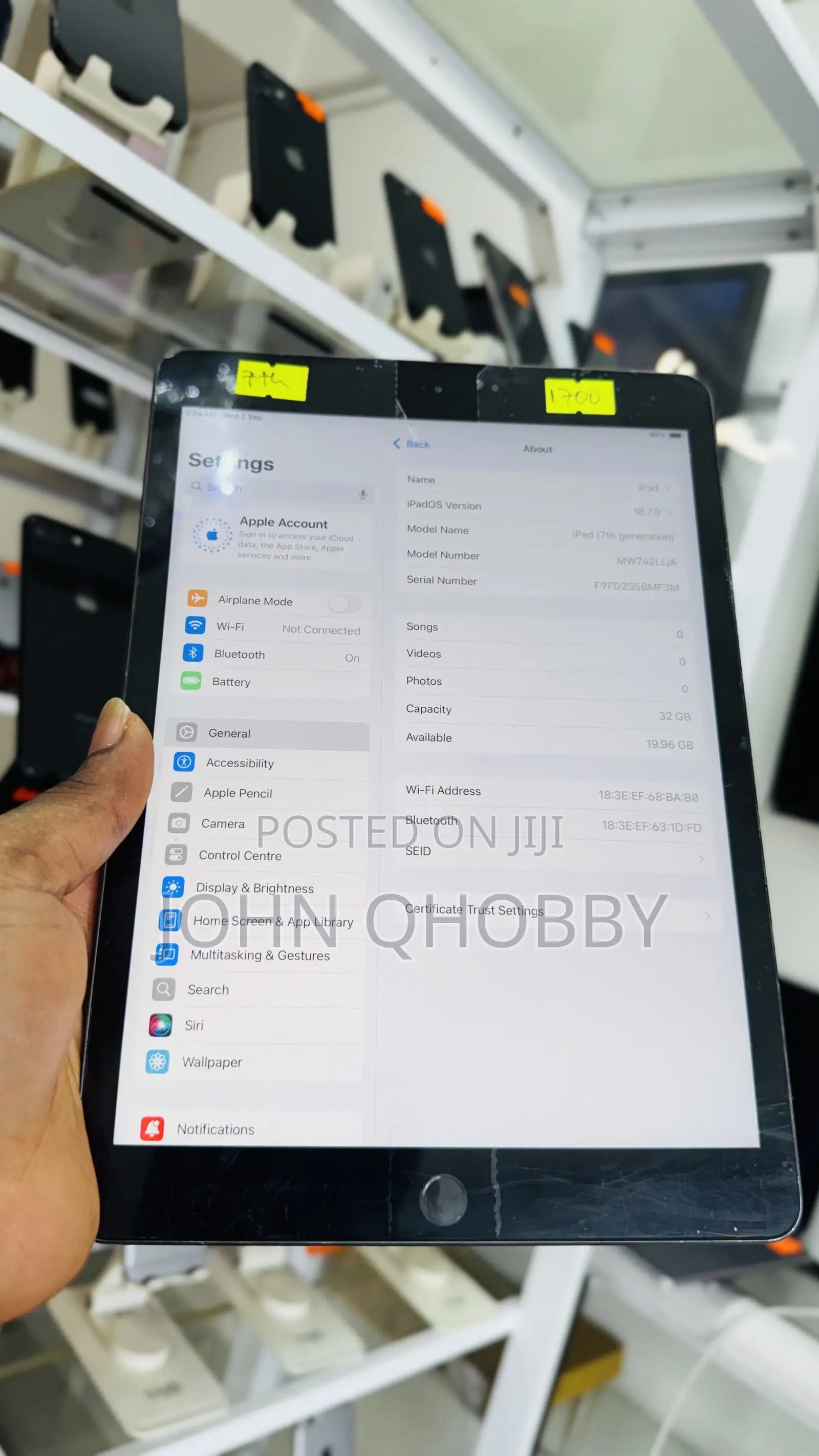 Apple iPad 10.2 (2019) 32 GB Gray