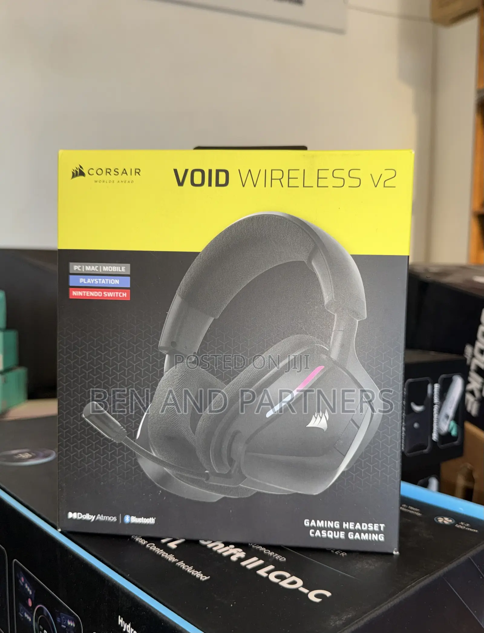 Corsair Void V2 - Wireless Bluetooth Gaming Headset