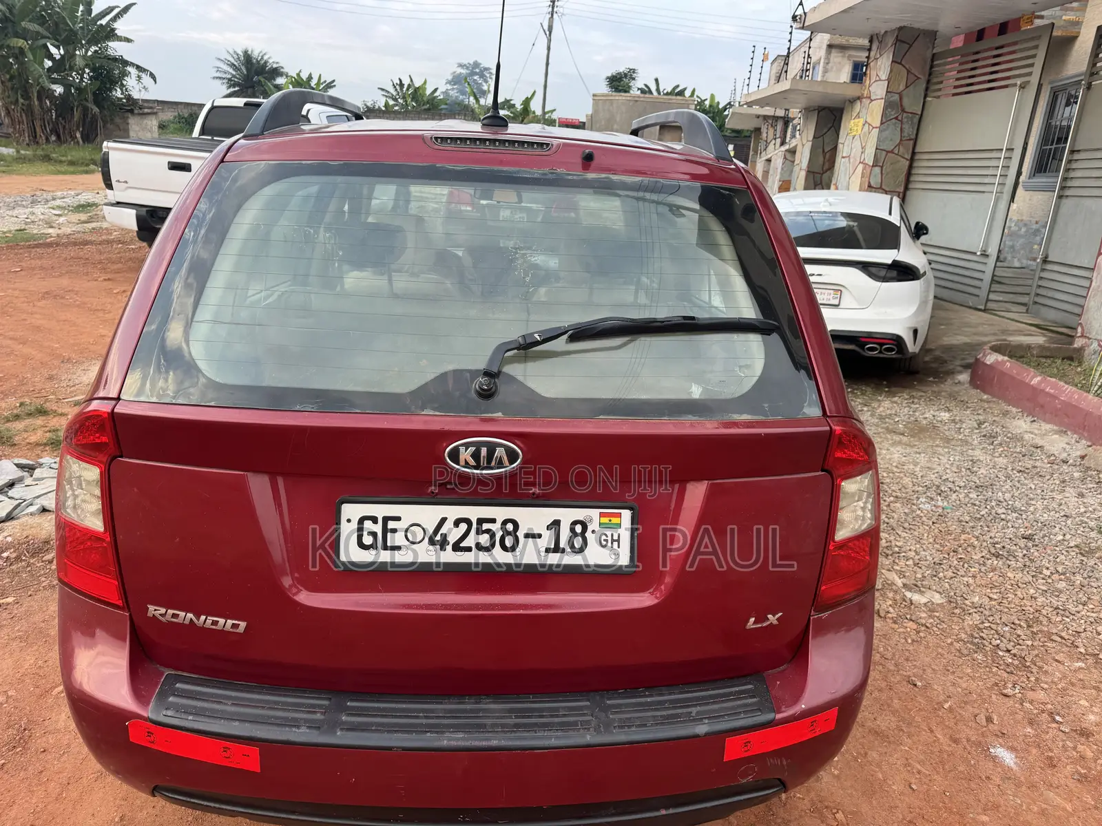 Kia Rondo EX 2010 Red