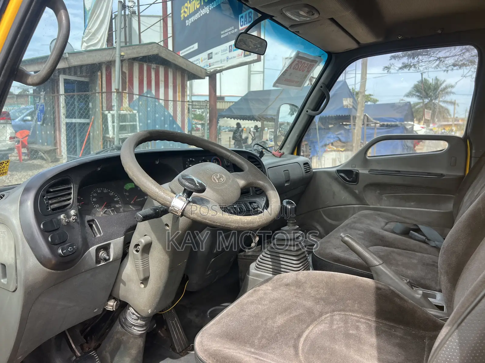 Hyundai Mighty 2