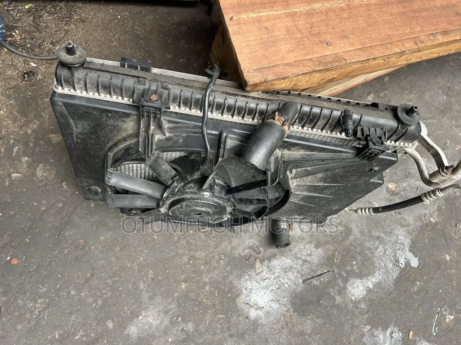 Ford Fiesta 2012 2013 2014 2015 2016 Complete Radiator (Water Tank)