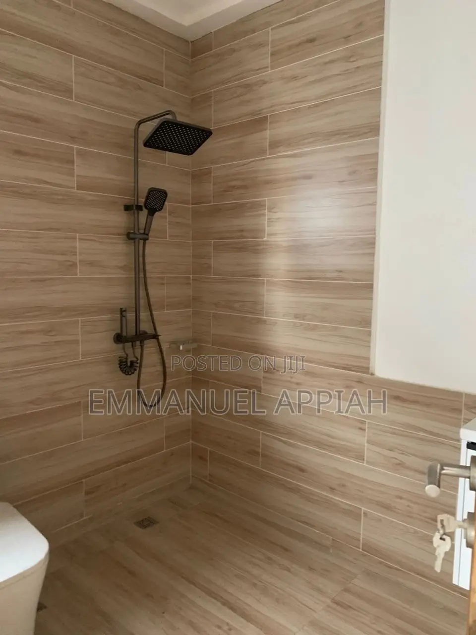 3bdrm House in 100, Oyarifa for rent