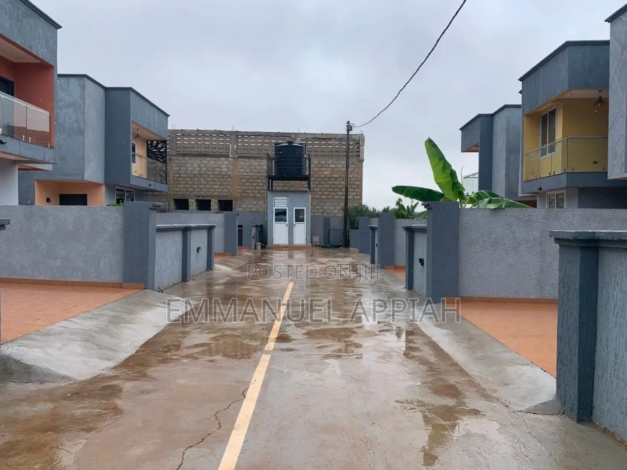 3bdrm House in 100, Oyarifa for rent
