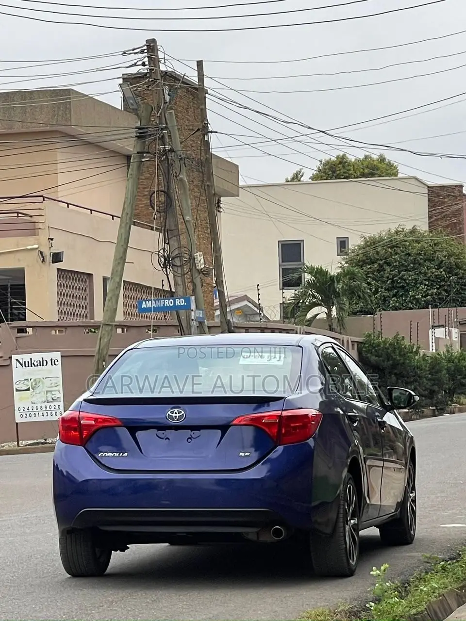 Toyota Corolla SE (1.8L 4cyl 2A) 2018 Blue