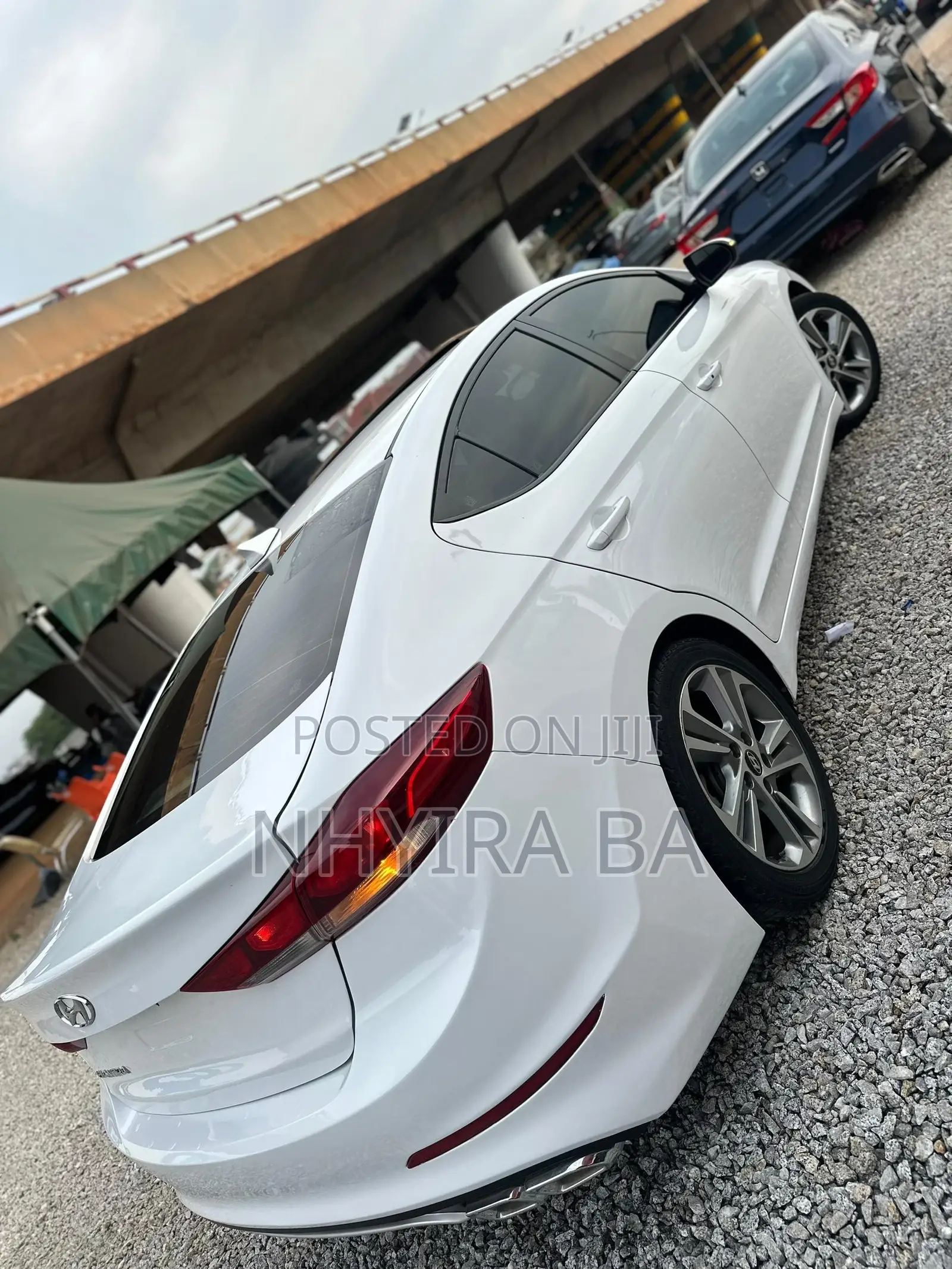Hyundai Elantra Limited 2018 White
