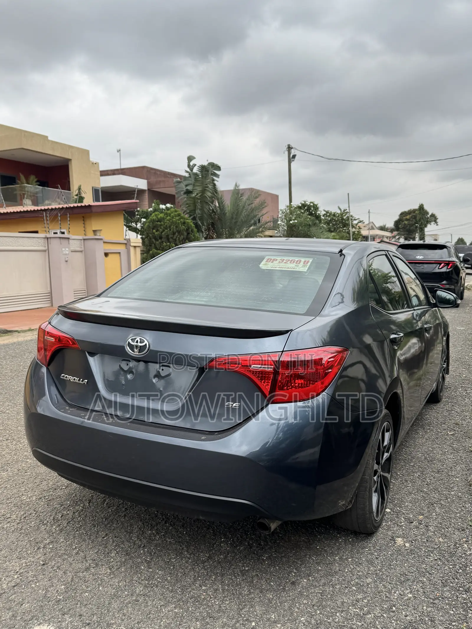 Toyota Corolla SE (1.8L 4cyl 2A) 2018