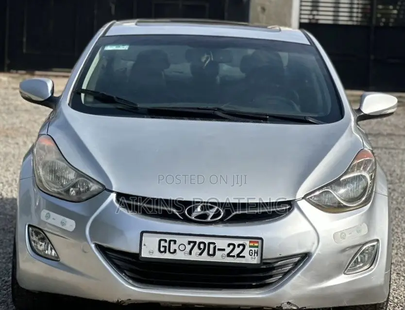 Hyundai Elantra 2013 Silver