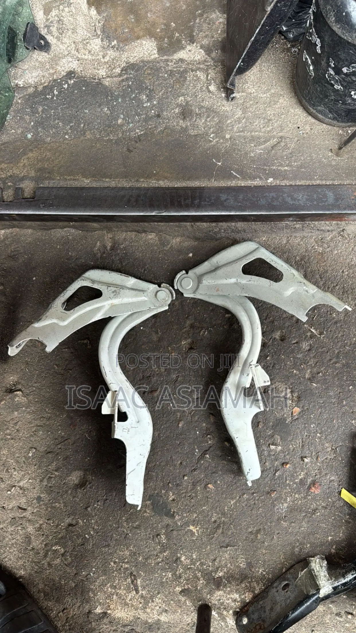 Sportage 2011,2012,2013,2014,2015,2016 Bonnwt Hinges / Inches