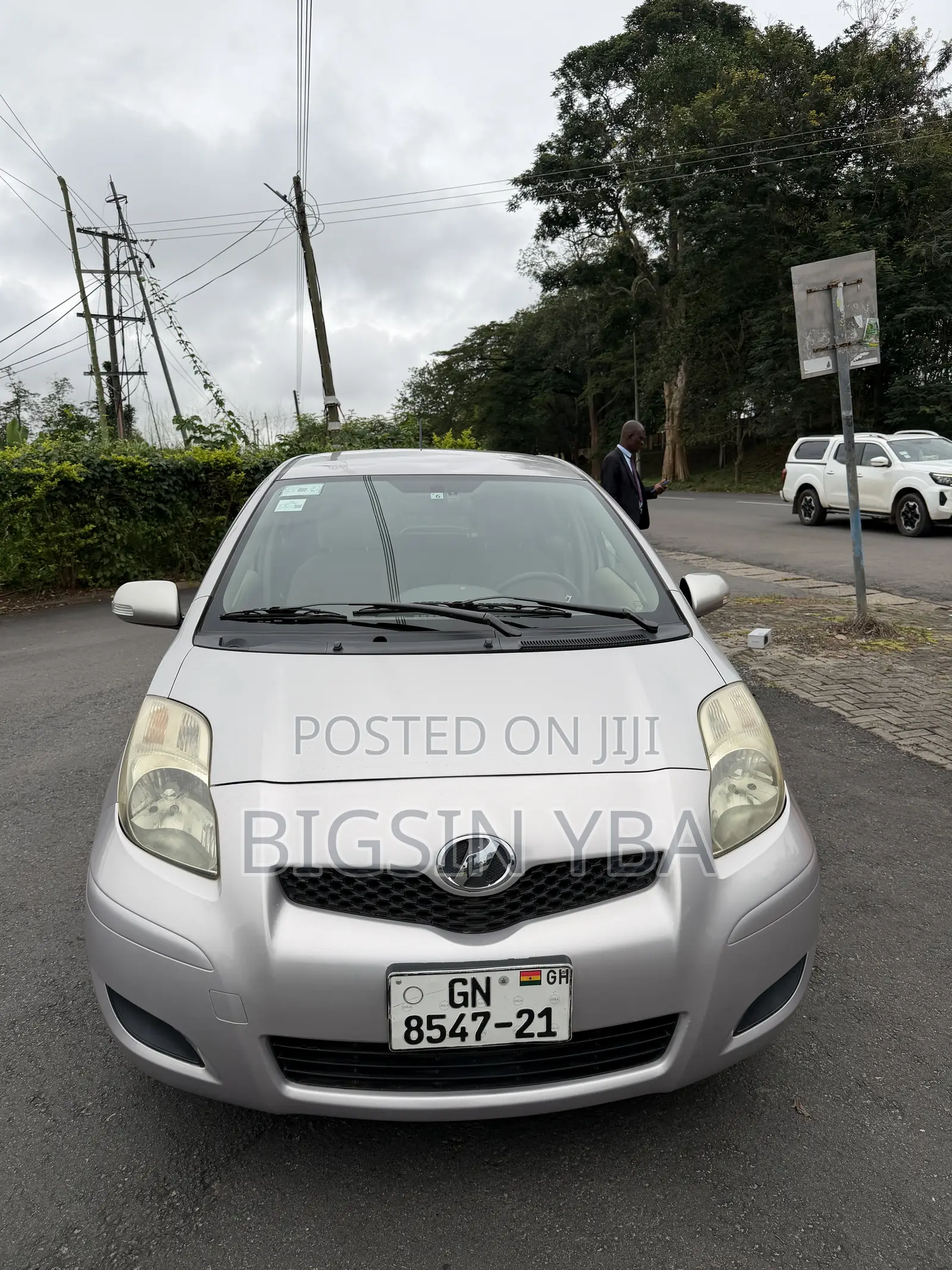 Toyota Vitz 1.3 AWD 3dr 2010 Silver