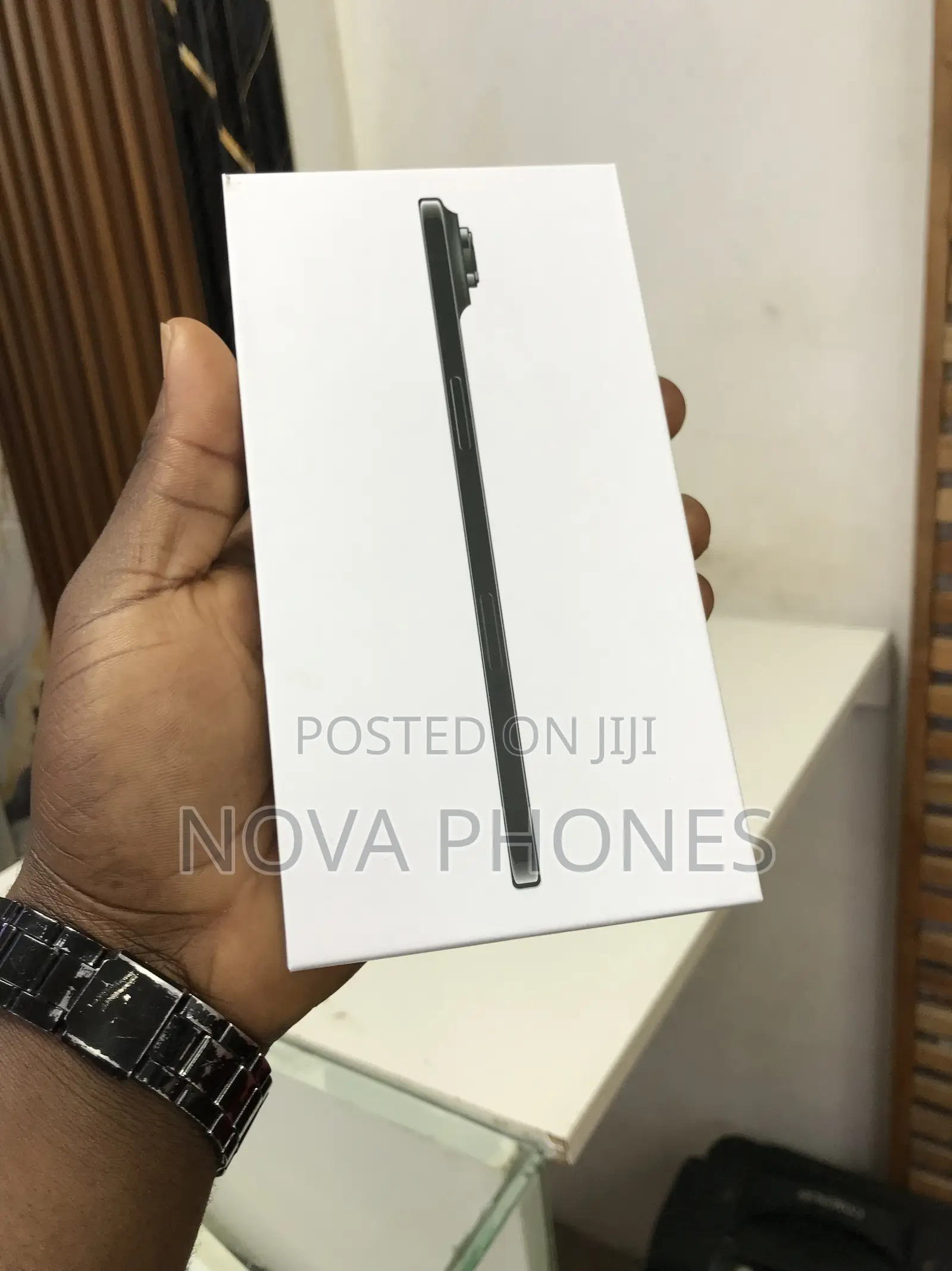 New Apple iPhone Air 256 GB
