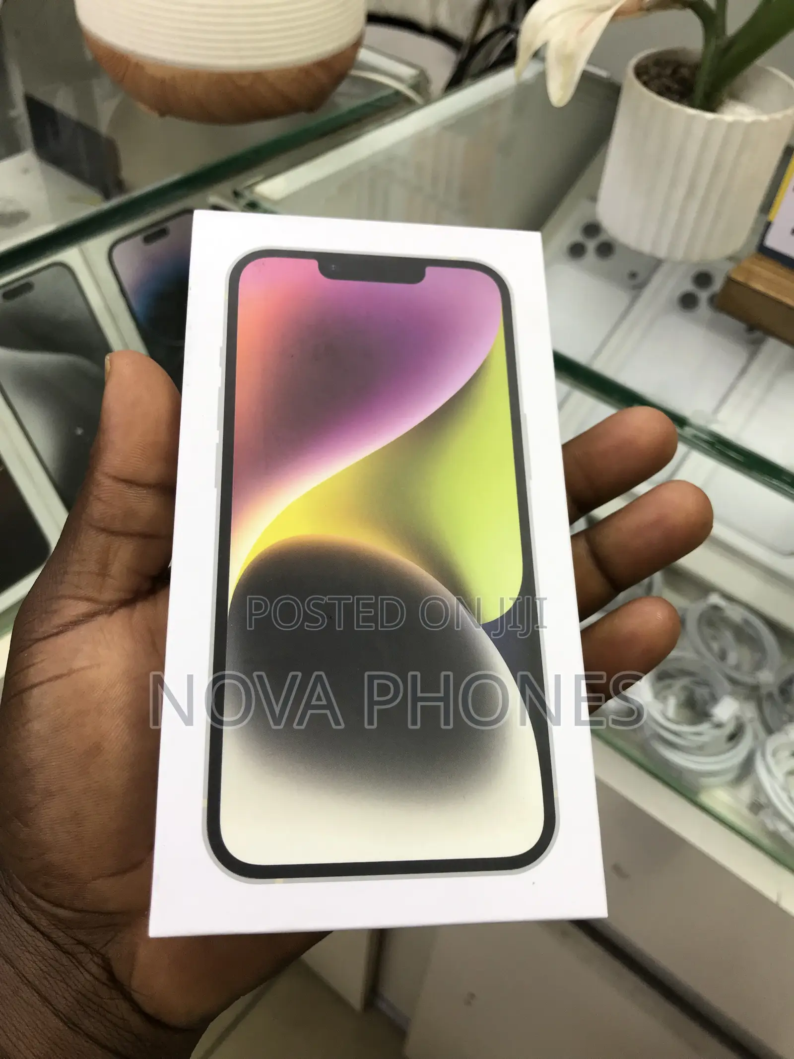 New Apple iPhone 14 128 GB White