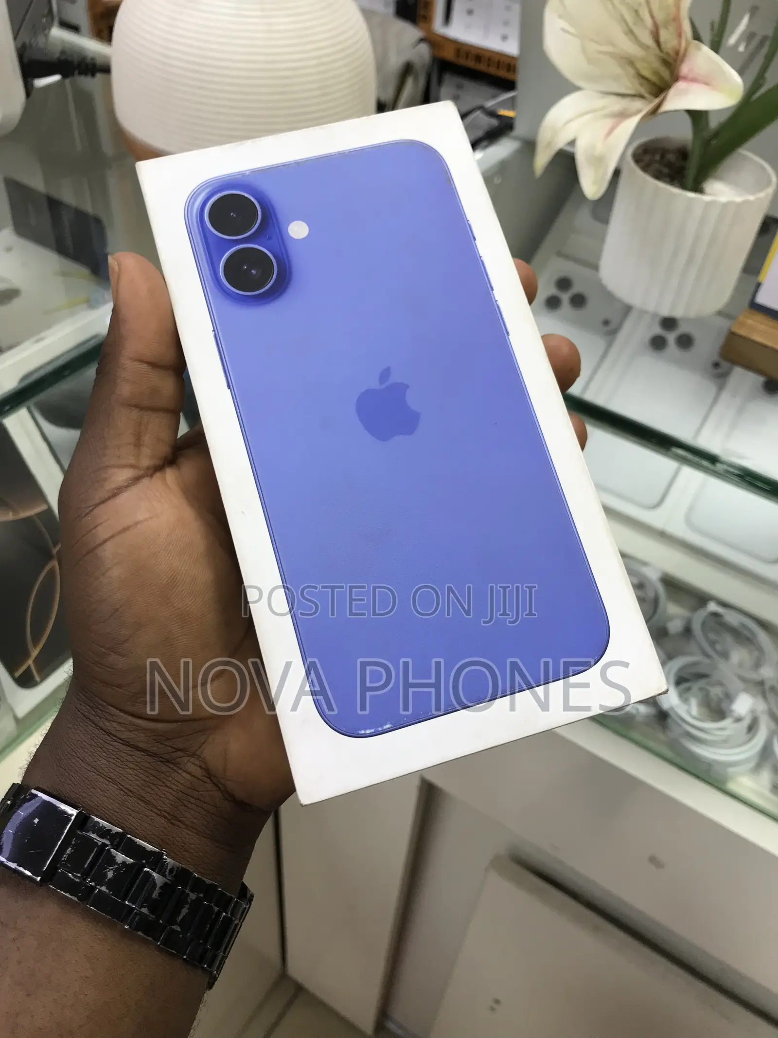 New Apple iPhone 16 Plus 128 GB Blue