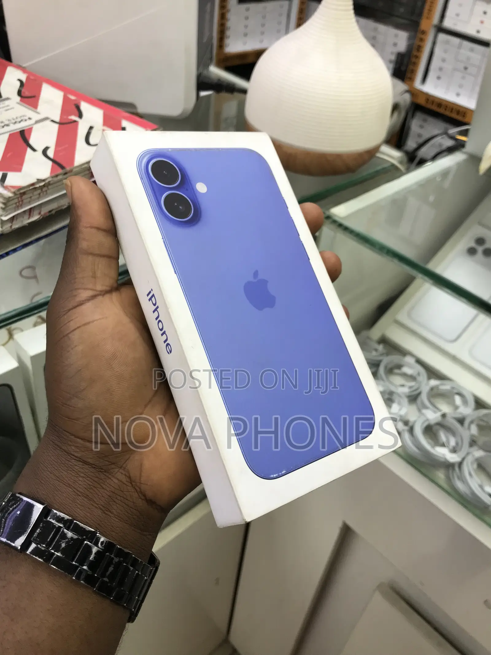 New Apple iPhone 16 Plus 128 GB Blue