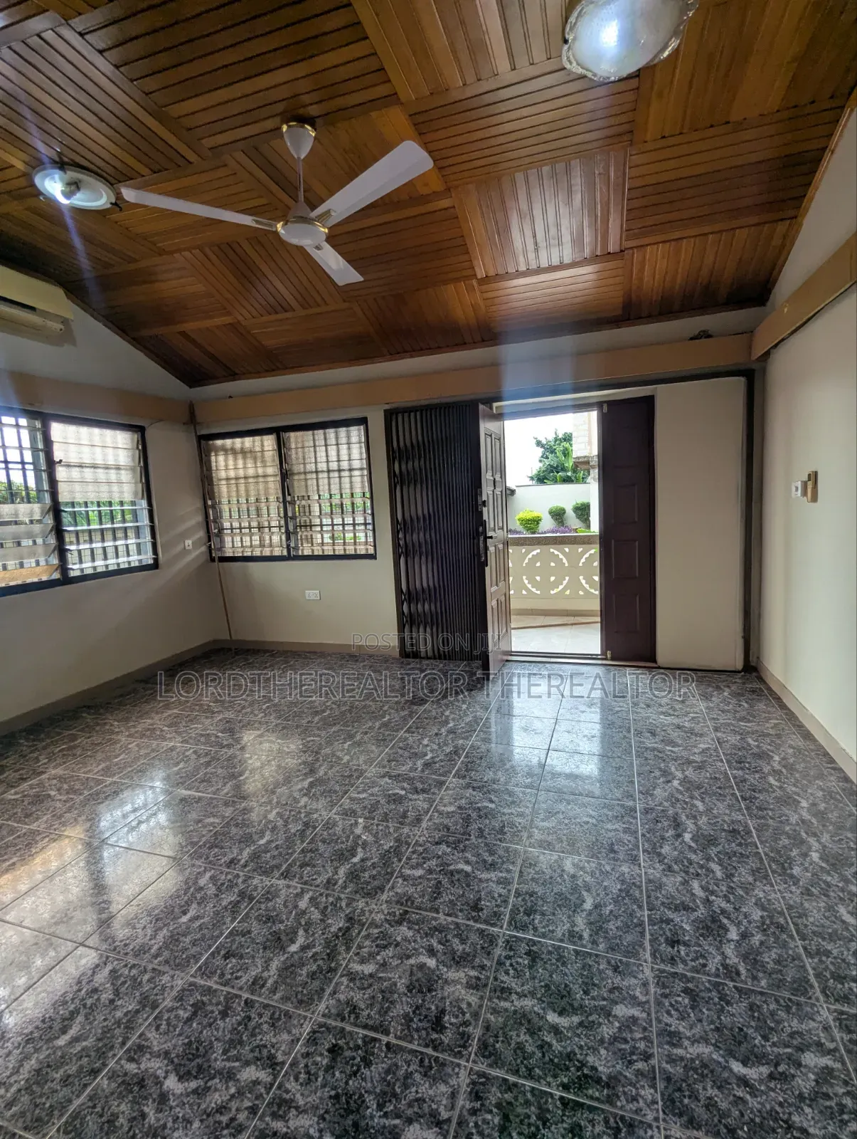 3bdrm House in Ofankor for rent