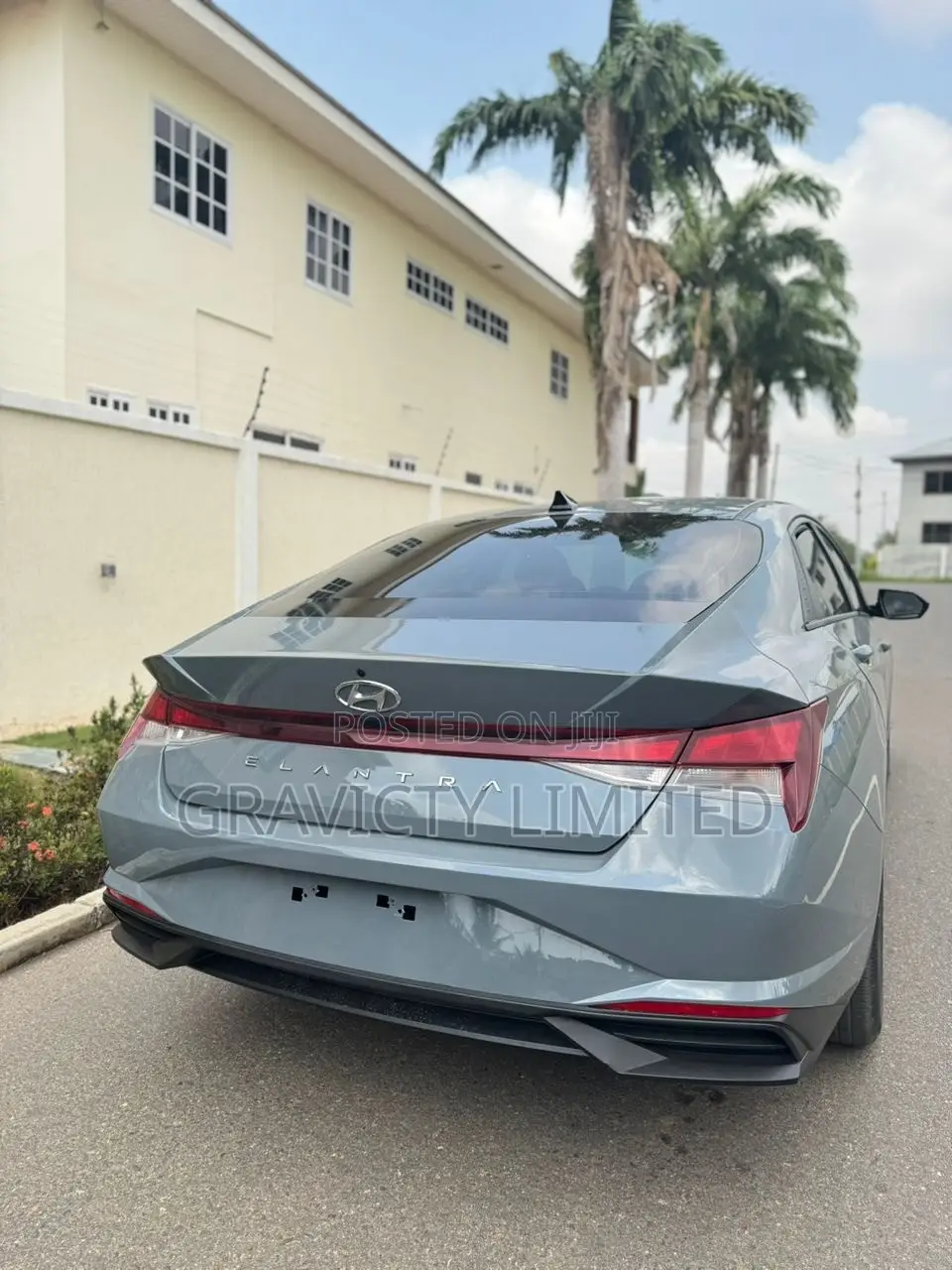 Hyundai Elantra SE 2021 Gray