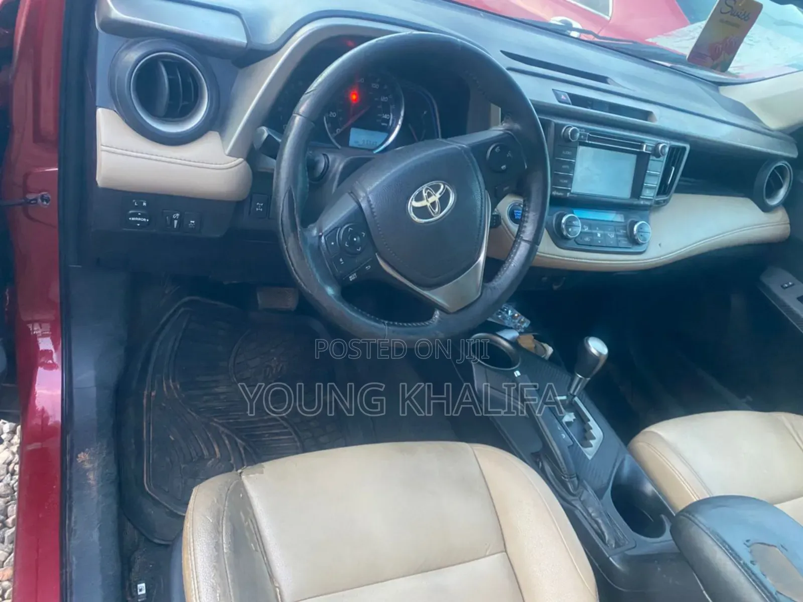 Toyota RAV4 2015 Red