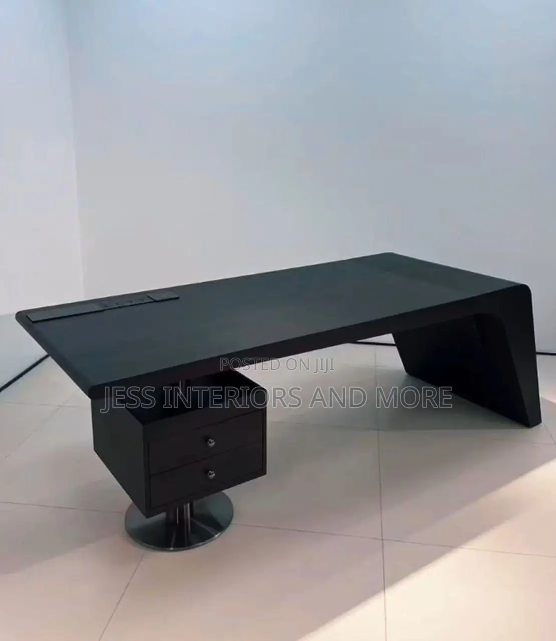 Executive Office Table Spacious and Minimalist(200cm)