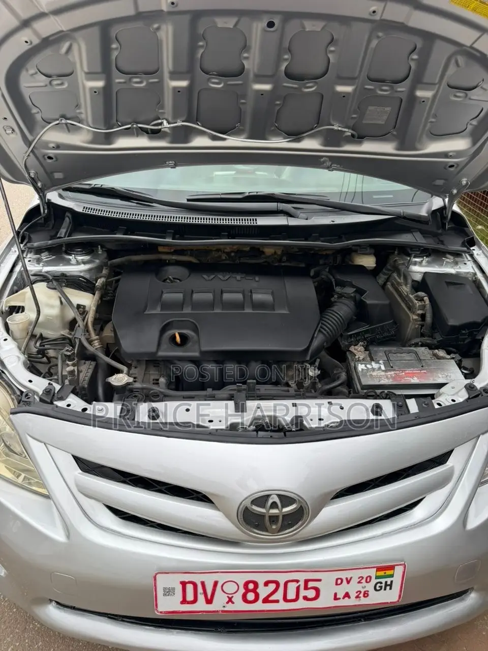 Toyota Corolla LE 4dr Sedan (1.8L 4cyl 4A) 2013 Silver