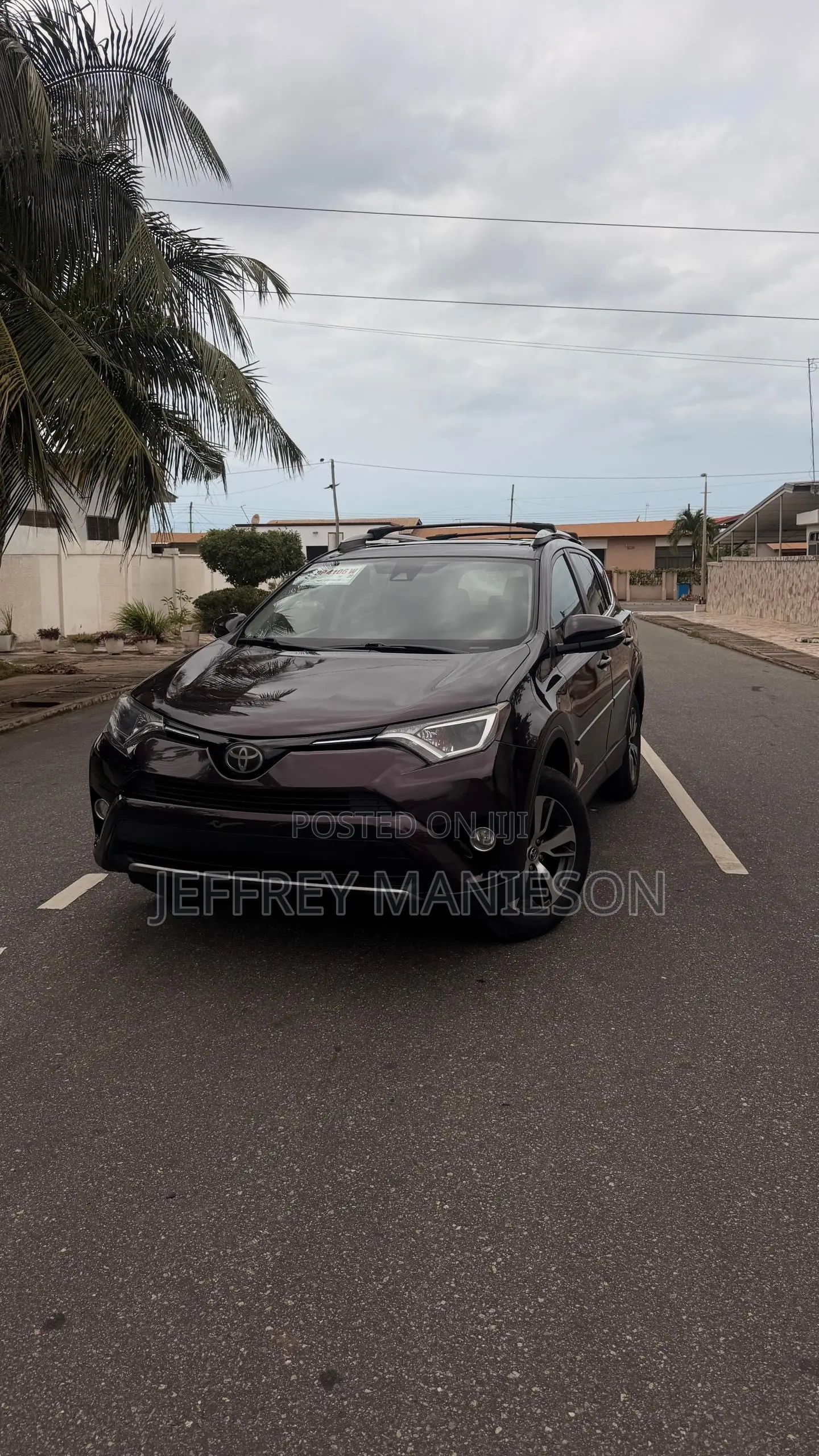 Toyota RAV4 XLE 4dr SUV AWD (2.5L 4cyl 6A) 2018 Purple