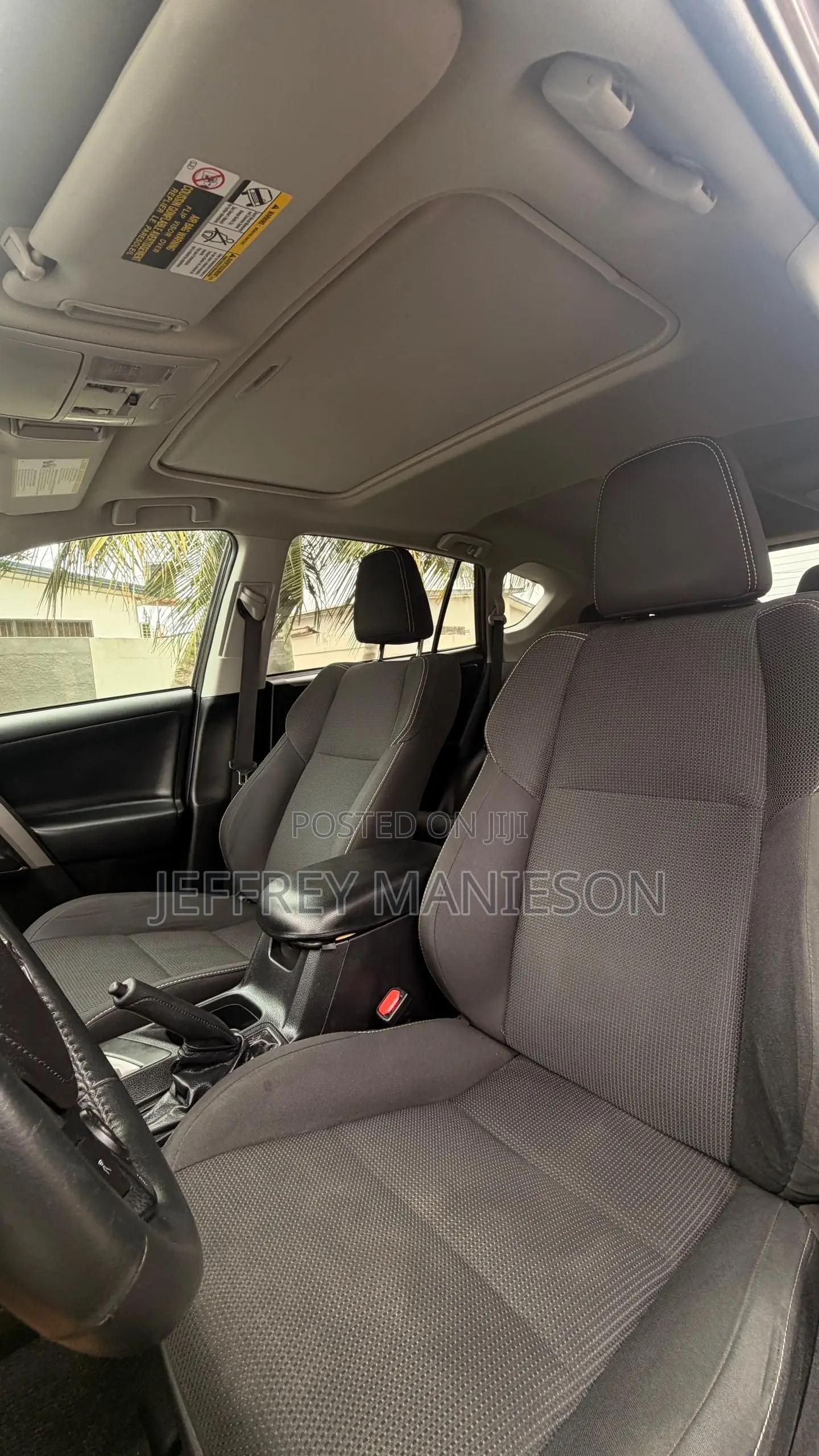 Toyota RAV4 XLE 4dr SUV AWD (2.5L 4cyl 6A) 2018 Purple