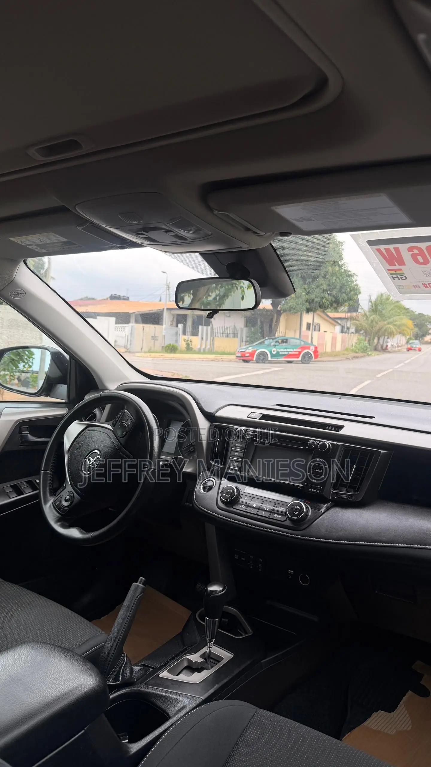 Toyota RAV4 XLE 4dr SUV AWD (2.5L 4cyl 6A) 2018 Purple