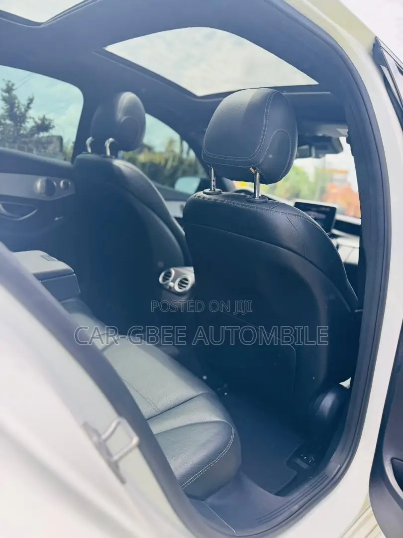New Mercedes-Benz C43 4Matic Sedan AWD (3.0L V6 9AM) 2018 White
