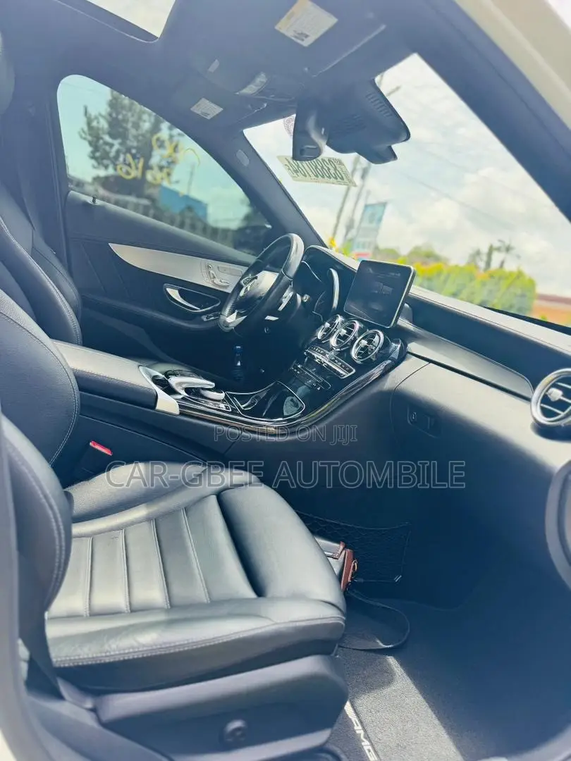 New Mercedes-Benz C43 4Matic Sedan AWD (3.0L V6 9AM) 2018 White